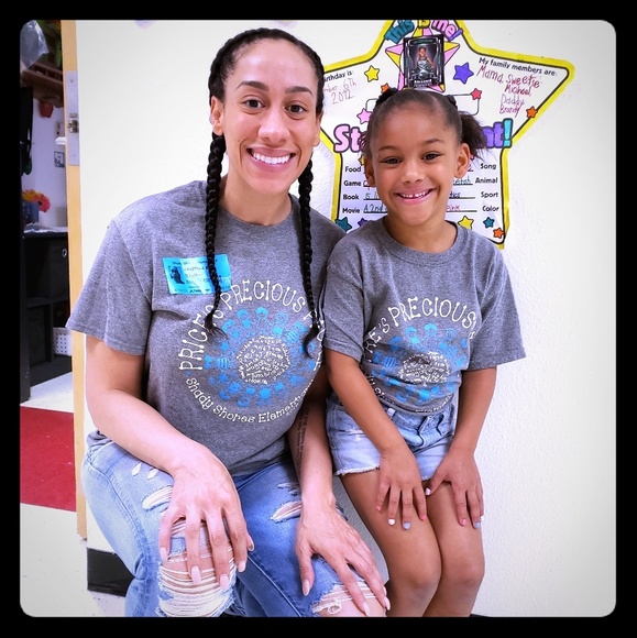 Meet your Posher, Kristina - Picture 1 of 3